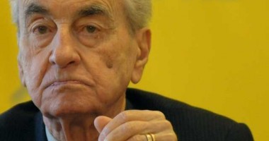 Stire din Politică-Administrație : Liberalul Mircea Ionescu-Quintus, la 96 de ani