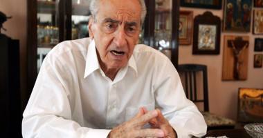 Stire din Politică-Administrație : Liberalul Mircea Ionescu Quintus  a împlinit 96 de ani