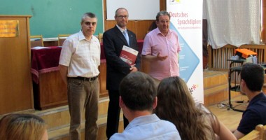 Elevii Colegiului "Mircea" sunt ași la limba germană - 2
