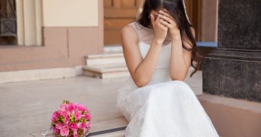 Stire din Actualitate : Un mire din Botoșani n-a avut voie să meargă la propria nuntă pentru că a fost testat pozitiv cu COVID în ziua evenimentului