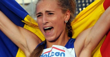 Stire din Sport : Atleta Mirela Lavric a căzut de la etaj. Prima ipoteză: tentativa de sinucidere