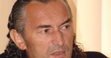 Stire din Eveniment : Miron Cozma, implicat într-un accident rutier