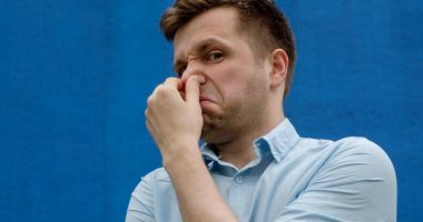 Stire din Sănătate : Pierderea mirosului poate avea legătură cu o mulțime de afecțiuni