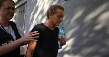 Stire din Eveniment : Mama lui Vlad Pascu va fi plasată în arest la domiciliu. Decizia este definitivă