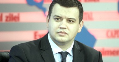 Stire din Politică-Administrație : "Mișcarea Populară este deschisă pentru fuziunea cu Forța Civică"