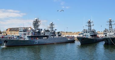 Stire din Eveniment : Misiuni NATO în Marea Neagră. Dragorul maritim "Locotenent Lupu Dinescu", la datorie