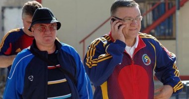 Stire din Sport : Mircea Sandu și Dumitru Dragomir, umăriți penal de DNA