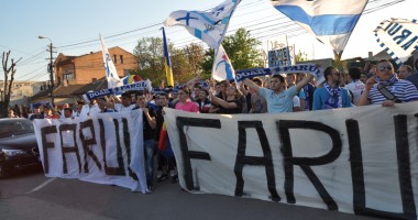 Stire din Sport : Miting pentru salvarea clubului FC Farul Constanța