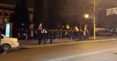 Miting la Prefectură ! Constănțenii, solidari cu românii din diaspora / Galerie foto - 3