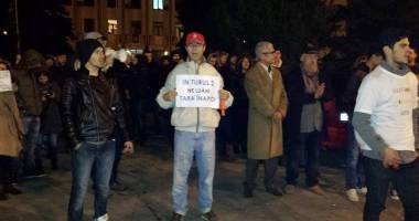 Miting la Prefectură ! Constănțenii, solidari cu românii din diaspora / Galerie foto - 5