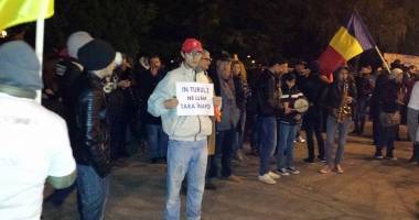 Miting la Prefectură ! Constănțenii, solidari cu românii din diaspora / Galerie foto - 2