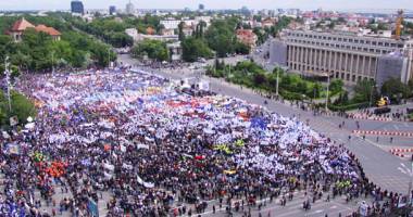 Stire din Politică-Administrație : Miting, în această seară. Ce vor oamenii