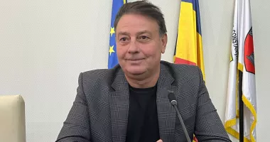 Stire din Politică-Administrație : Președintele CJC, verificări în minivacanță la Spitalul Județean. Accent pe Urgențe, curățenie și organizarea gărzilor
