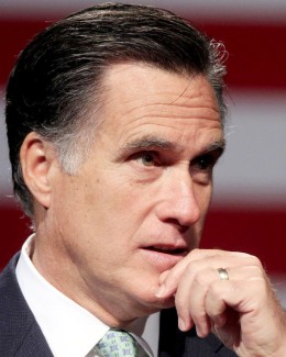 Câți bani a strâns Mitt Romney în luna iunie pentru campania sa electorală