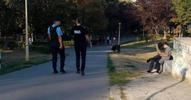 Constănțenii, puși să strângă mizeria lăsată pe domeniul public - 3