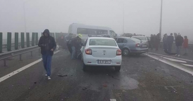 GALERIE FOTO / ACCIDENT GRAV PE AUTOSTRADA SOARELUI. 3 morti, 60 răniti. S-A ACTIVAT CODUL ROSU - 6