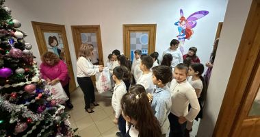 Stire din Politică-Administrație : Primăria Mihail Kogălniceanu a pregătit daruri de Crăciun pentru copiii din comună