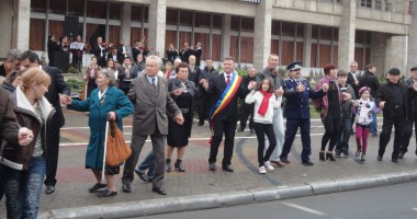 Stire din Politică-Administrație : FOTO / Ziua Națională a României, sărbătorită la Medgidia