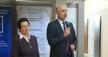 Mobila românească, de calitate - vedeta târgului din Mamaia - 12
