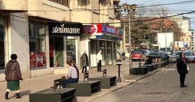 Mobilier urban nou, pe strada Ștefan cel Mare