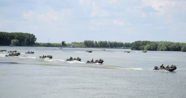 GALERIE FOTO. Sute de marinari militari, la exercițiul „Dacia 21 Livex” - 2