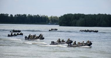 GALERIE FOTO. Sute de marinari militari, la exercițiul „Dacia 21 Livex” - 4