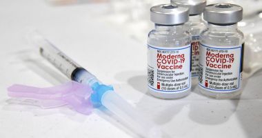 Stire din Social : O nouă tranșă de vaccinuri Moderna ajunge în România