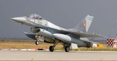 Stire din Eveniment : România vrea avioane de vânătoare F-16 moderne