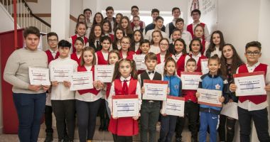 Stire din Cultură-Educație : Moment aniversar la Școala Gimnazială "Lucian Grigorescu"