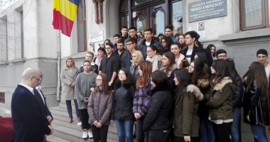 Moment de reculegere în memoria Regelui Mihai, la Colegiul "Mihai Eminescu" - 2