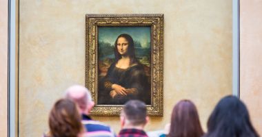Stire din Actualitate : Preşedinta Muzeului Luvru își dorește introducerea unui bilet special pentru a vizita „Mona Lisa”