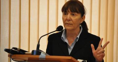 Stire din Politică-Administrație : Monica Macovei, sancționată de AEP