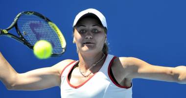 Stire din Sport : Tenis, Wimbledon  / Monica Niculescu, învinsă de Timea Bacsinszky în optimi