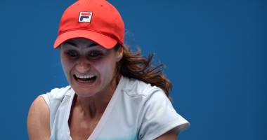 Stire din Sport : Tenis / Monica Niculescu și Margarita Gasparian s-au calificat în semifinalele probei de dublu la Miami