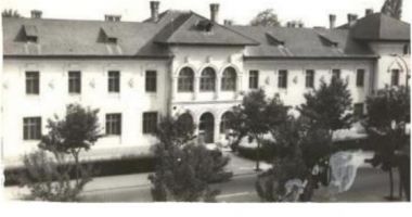 Stire din Cultură-Educație : Prima monografie a Colegiului Național Militar „Alexandru Ioan Cuza" Constanța lansată la ceas aniversar