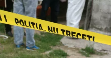 Stire din Eveniment : Descoperire macabră într-un bloc. Doi bărbați găsiți fără viață la câteva ore distanță