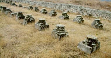 Stire din Politică-Administrație : Monumentele istorice din judeţ, ignorate de autorităţile obligate să le semnalizeze