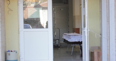Stire din Actualitate : Serie de MORȚI teribile! Ce-au pățit, după ce au crezut că beau PALINCĂ