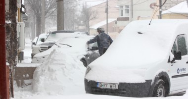 Galerie foto. Constanța, plină de mormane de zăpadă - 2