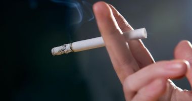 Un bărbat a adormit cu țigara aprinsă. Au urmat clipe de groază