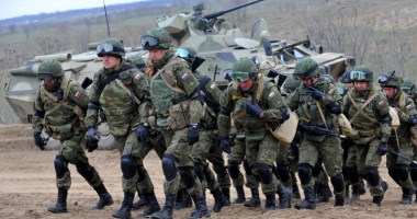 Stire din Actualitate : Moscova dezminte acuzațiile Ucrainei. "Nu am lăsat trupe în Belarus după Zapad 2017"