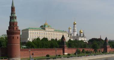 Stire din Actualitate : Kremlin: Trimiterea de instructori militari occidentali în Ucraina nu va ajuta