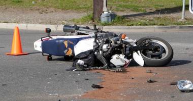 Stire din Eveniment : Accident teribil în Constanța. Motociclist spulberat de o mașină