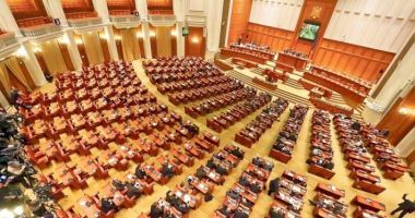 Stire din Politică-Administrație : Pică sau nu pică Guvernul Dăncilă? Moțiunea de cenzură, dezbătută și votată, astăzi, în Parlament