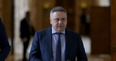 Stire din Actualitate : Camera Deputaţilor: USR a depus o moţiune simplă împotriva ministrului Agriculturii