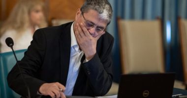 Stire din Politică-Administrație : Marcel Boloș somat să-și dea demisia: Taxa pe boală nu există în Codul Fiscal