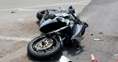 Stire din Eveniment : Un motociclist a fost rănit după ce a derapat, la intrare în Cernavodă