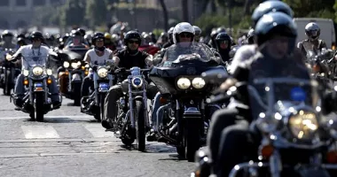 Stire din Eveniment : Întâlnire între polițiști și comunitatea moto, la Mamaia: „Asfaltul aparține tuturor”