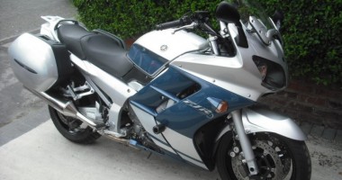 Stire din Eveniment : Conducea o motocicletă Yamaha deși nu avea permis