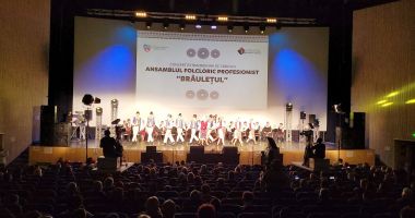Stire din Cultură-Educație : "Mozaic cultural" pe scena Centrului "Jean Constantin" din Constanţa